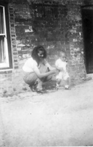 BARRETT-MOTHER-CHILD-1930S