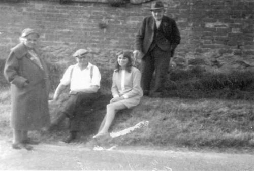 CHARACTERS-2-BISHOPSTONE-1930S