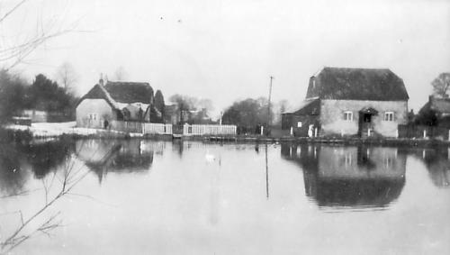MILL-POND-BISHOPSTONE-1920