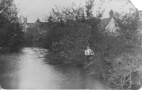 POND-BISHOPSTONE-1920