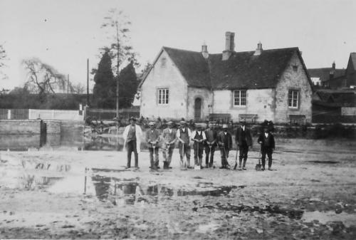 POND-CLEAN-B-BISHOPSTONE-1927