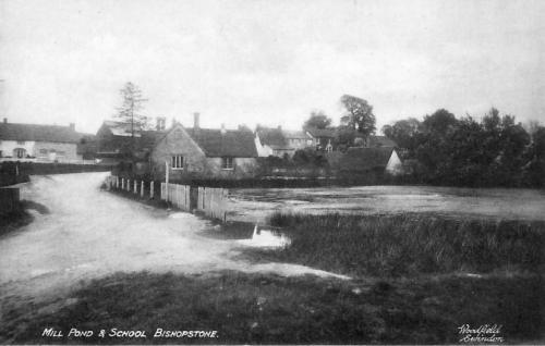 POND-SCHOOL-BISHOPSTONE-1920