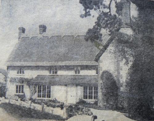 MANOR-FARMHOUSE-BISHOPSTONE-1945