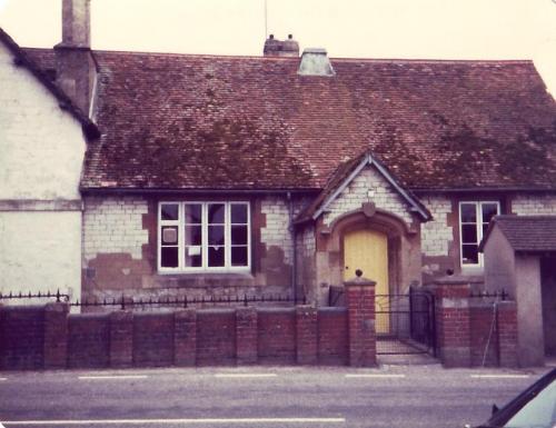 SCHOOL-BISHOPSTONE-1970