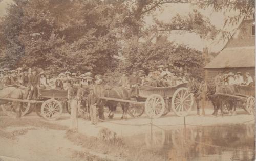 CHILDREN-OUTING-ON-HORSE-WAGON-BISHOPSTONE-1905