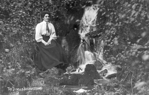 DINGLE-MISS-VINCENT-BISHOPSTONE-1910