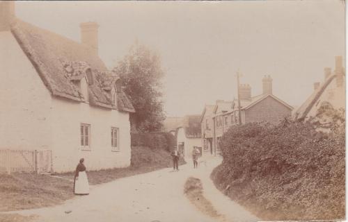 HIGH-STREET-BISHOPSTONE-1905 (1)