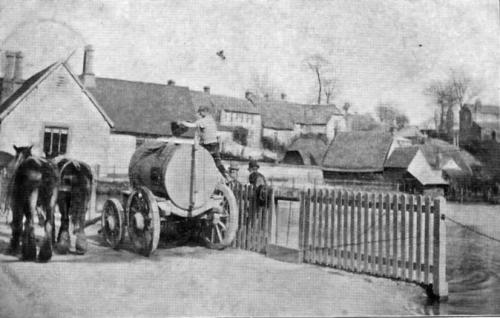 POND-SCHOOL-BISHOPSTONE-1905