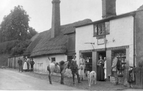 POST-OFFICE-BISHOPSTONE-1910