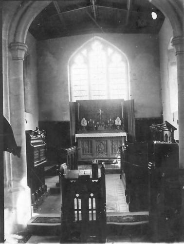 ST-MARYS-CHURCH-INT-BISHOPSTONE-1915