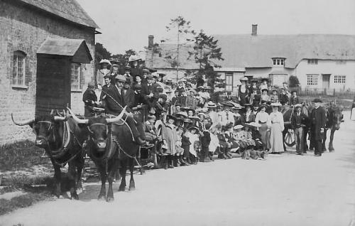 SUNDAY-SCHOOL-BISHOPSTONE-1905
