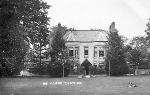 VICARAGE-BISHOPSTONE-1910