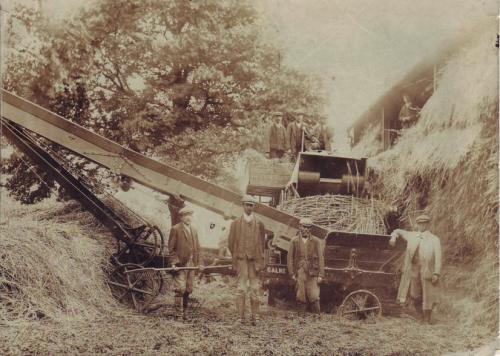 CHURCH-FARM-THRESHING