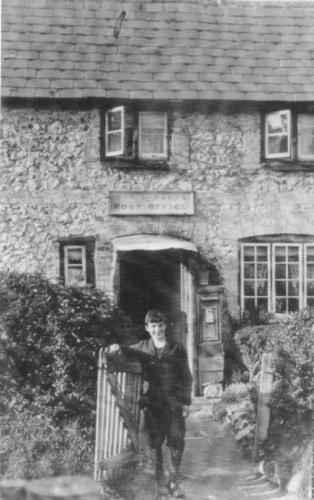 HINTON-POST-OFFICE-1920