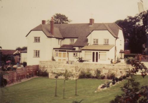 BATTS-FARMHOUSE-1975