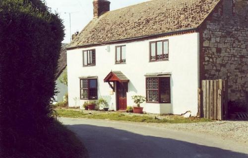 CANNONS-COTTAGE-1990-