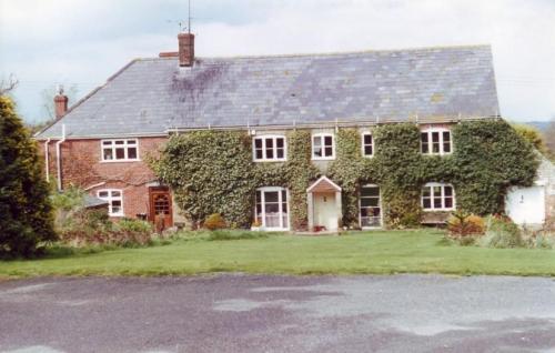 CHURCH-FARM-HOUSE-1999