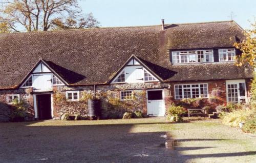 HINTON-MANOR-FLATS-1990