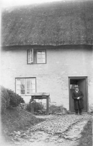 CHURCH-FARM-COTTAGES-J-WARREN-1910