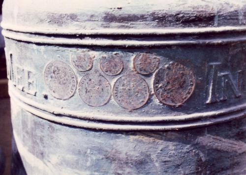 ST-SWITHUNS-CHURCH-BELL-COINS-1698